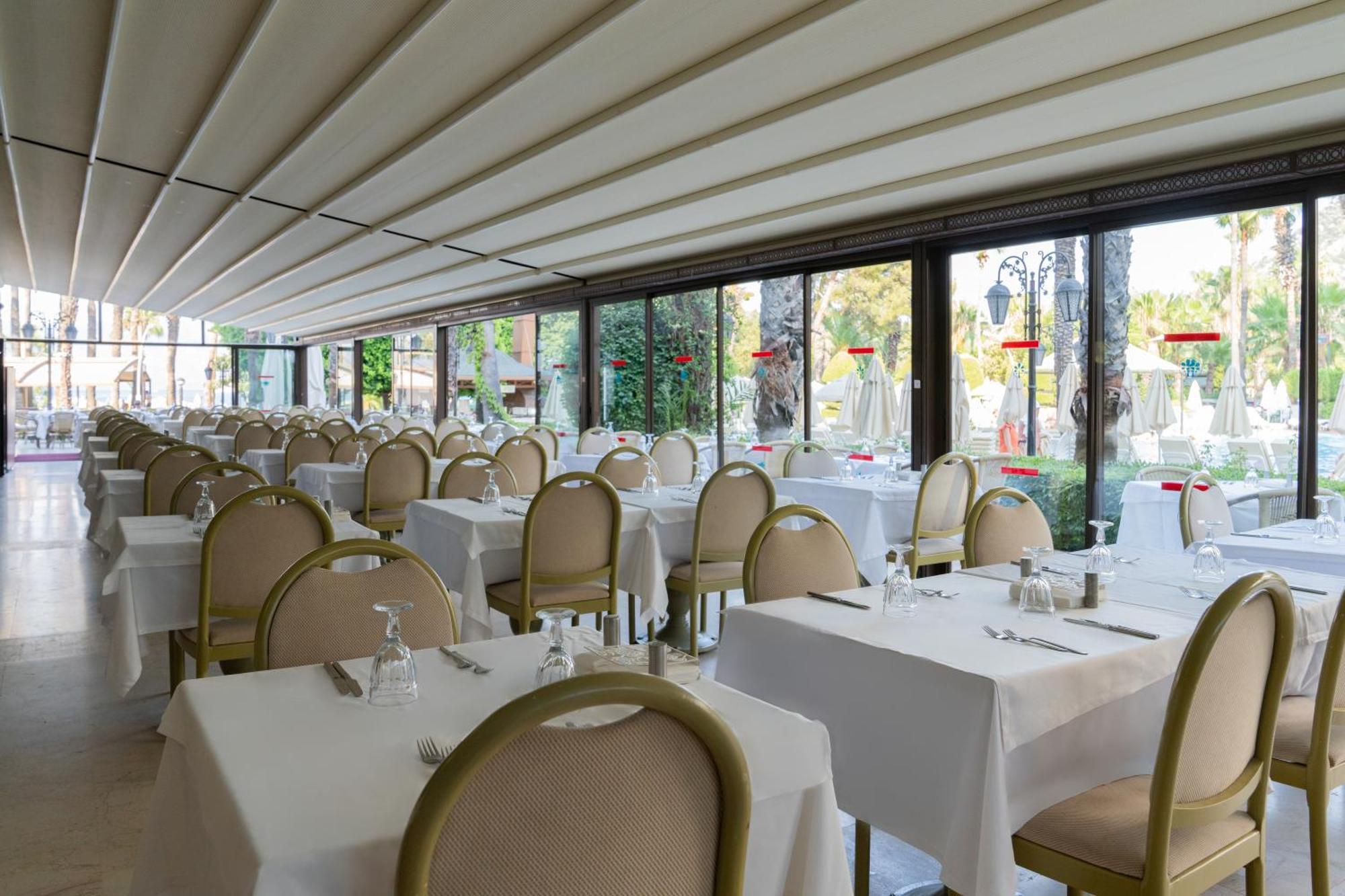 Готель Aqua 5*